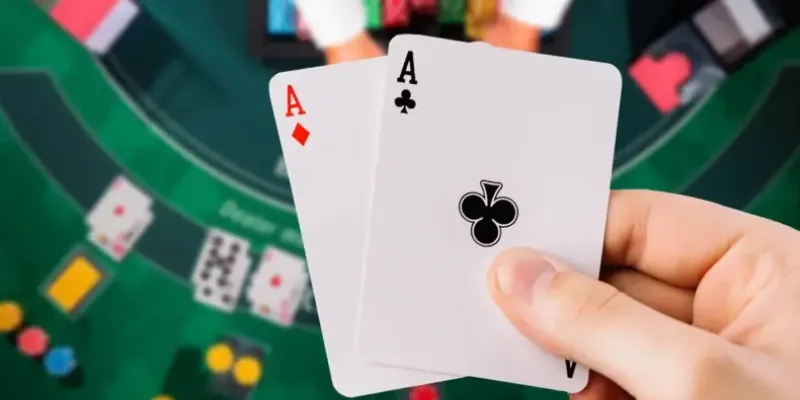 Những tình huống nên rút hoặc dừng bài trong Xì Dách