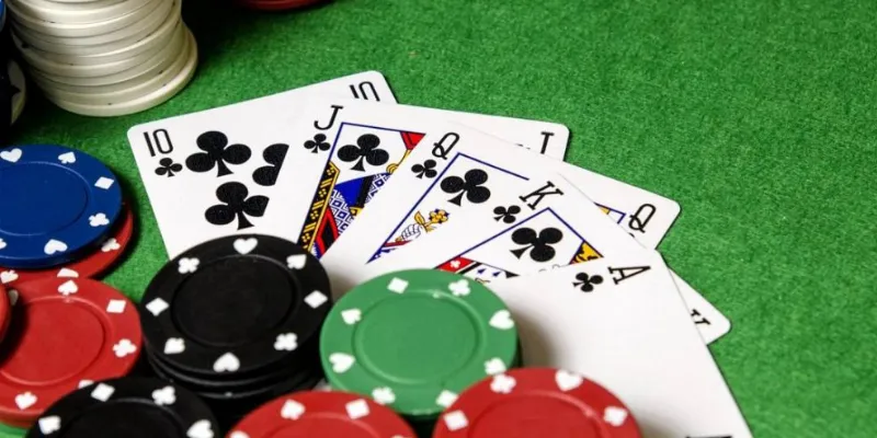 Cách đánh bài Liêng hiệu quả như thế nào?