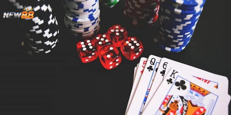 Phân tích tình huống bài và cách xử lý trong Sâm lốc